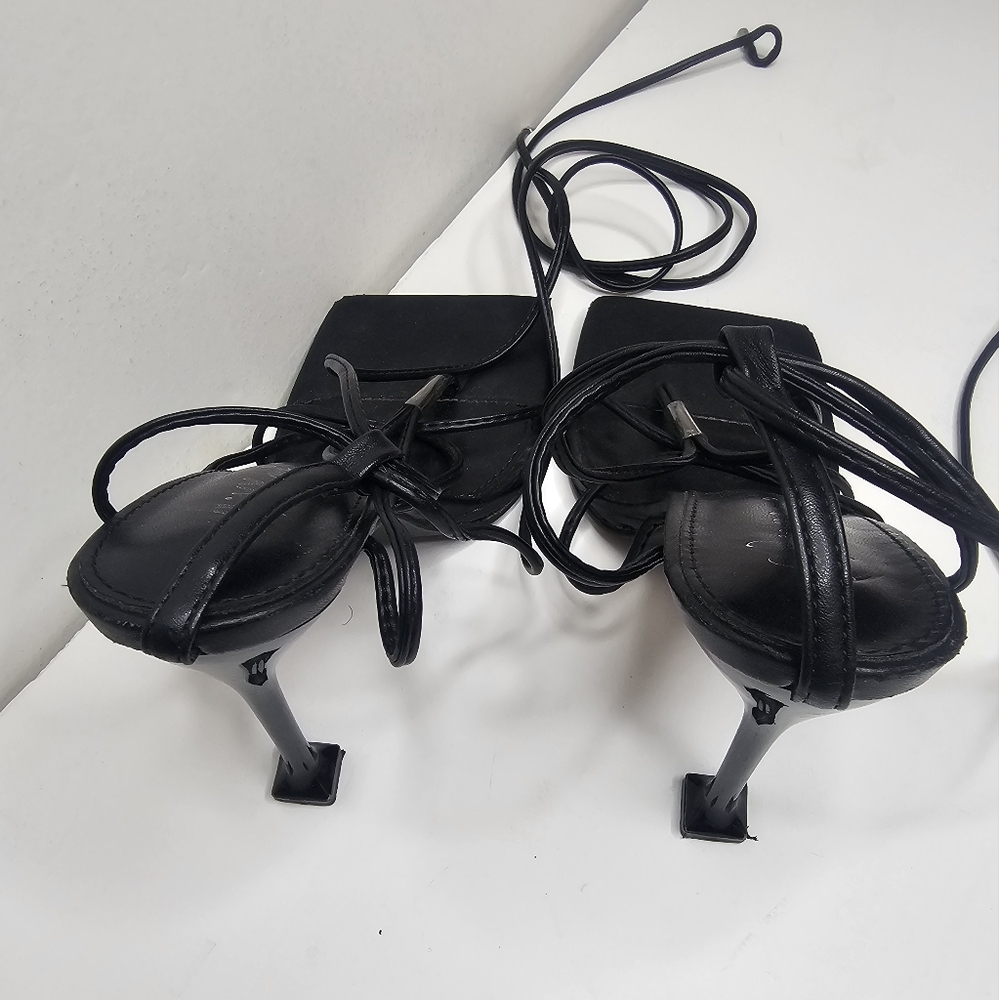Mixx Shuz Black Strappy Thong Stiletto Heel Sandals - Size 7.5 Square Toe - Picture 6 of 9